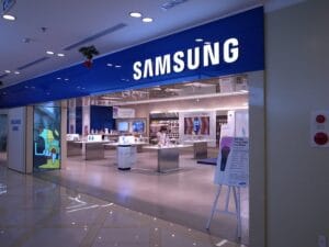 Representative Image. Samsung Store. Photo Source: bizmac (CC BY 2.0)