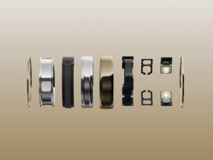 Cross-section engineering deconstruction of Oura Ring 5 showing internal sensor and battery architecture